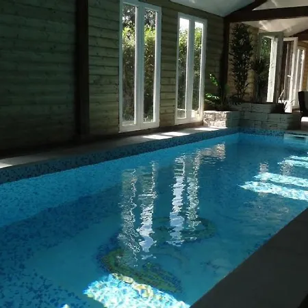 Le Manoir Des Parcs, Piscine Chauffee * Ouilly-le-Vicomte