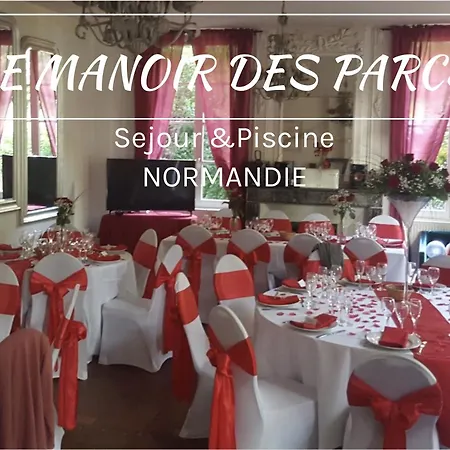 Дом отдыха Le Manoir Des Parcs, Piscine Chauffee *