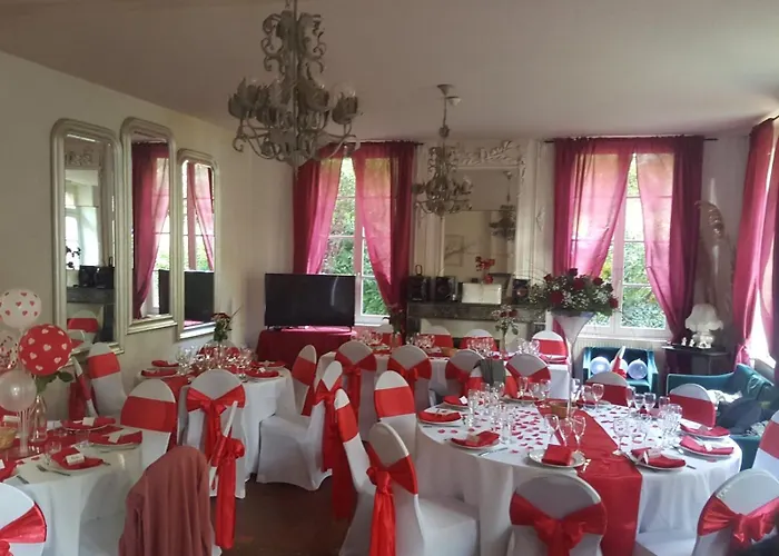 Le Manoir Des Parcs, Piscine Chauffee Ouilly-le-Vicomte