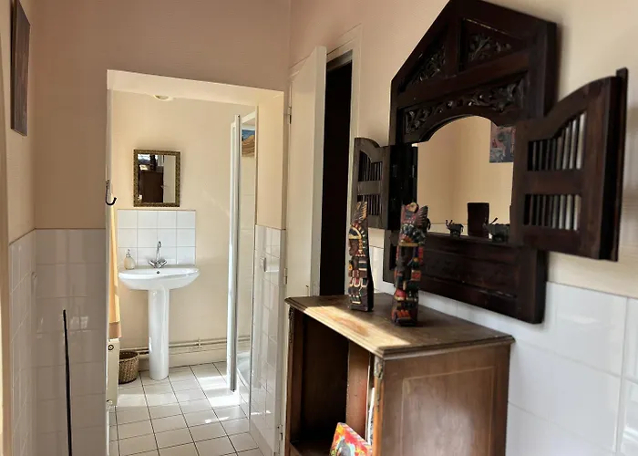 Le Manoir Des Parcs, Piscine Chauffee * Ouilly-le-Vicomte