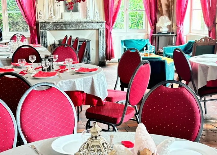 Prázdninový dům Le Manoir Des Parcs, Piscine Chauffee Ouilly-le-Vicomte